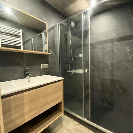 Eterlous - Entierement Renove, Au Coeur De La Station De Mae-9092 Апартаменты *